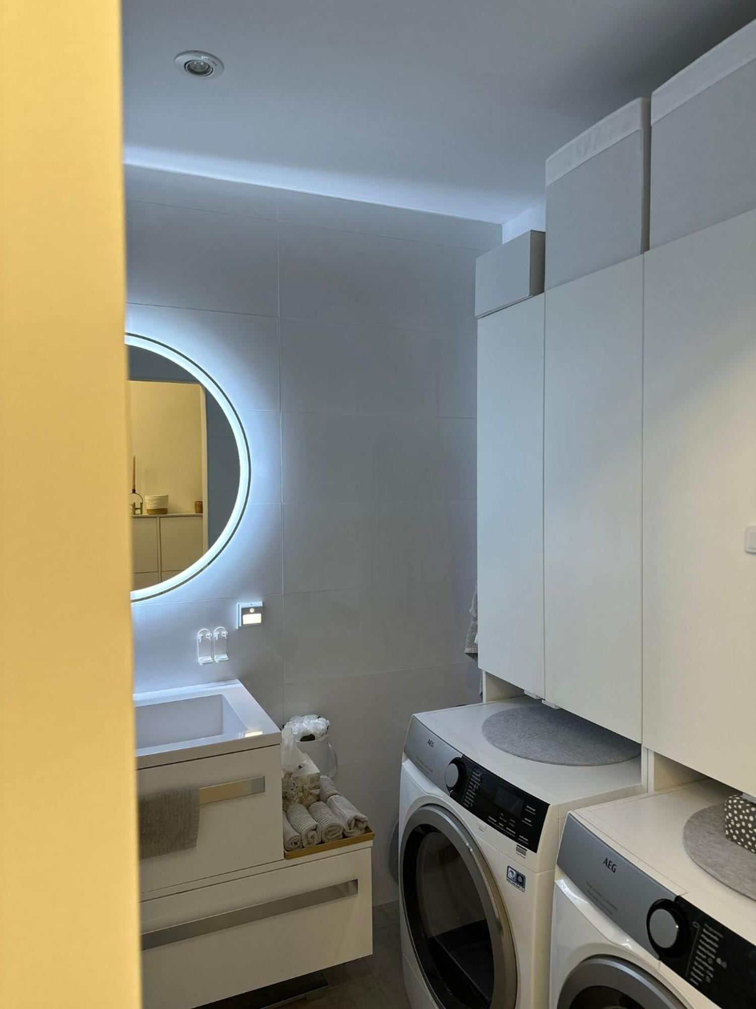 Apartment Lena *